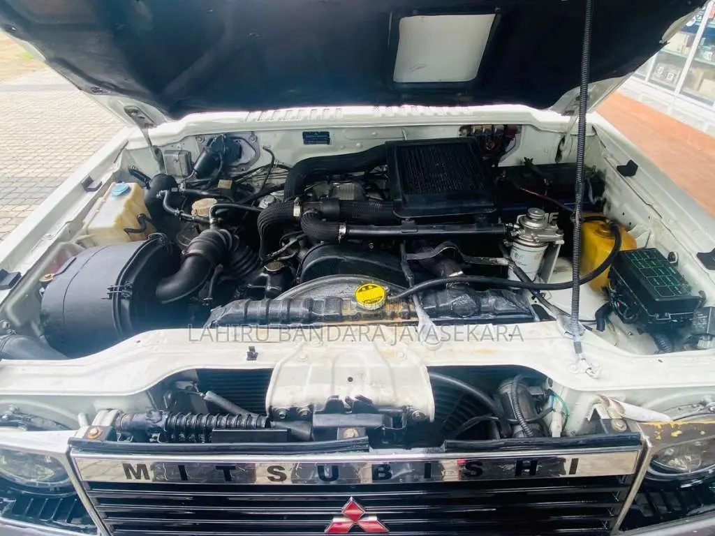 Mitsubishi Pajero 1985 SUV (Used)