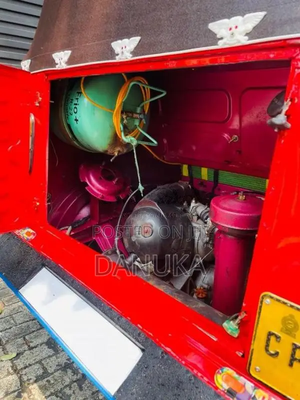 Bajaj RE 2002 Three Wheel (Used)