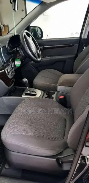 Hyundai Santa Fe 2011 SUV (Used)