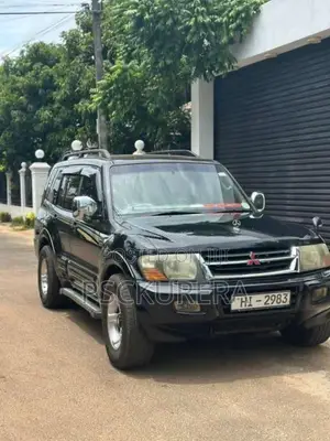 Mitsubishi V75 2000 SUV (Used)