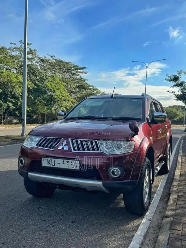 Mitsubishi Montero Sport 2012 SUV (Used)