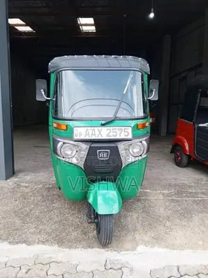 Bajaj Re 2015 Three Wheel (Used)