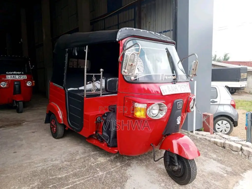 Bajaj Re 205 2013 Three Wheel (Used)