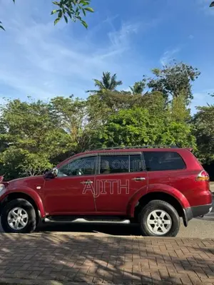 Mitsubishi Montero Sport 2012 SUV (Used)
