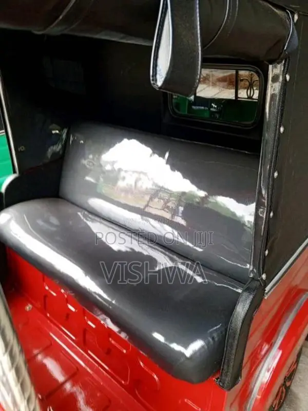 Bajaj Re 205 2013 Three Wheel (Used)