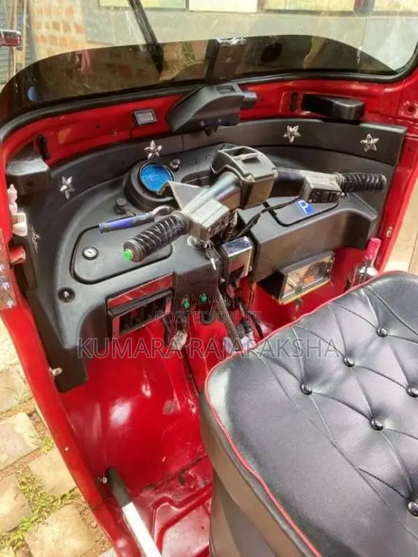 Bajaj RE 2015 Three Wheel (Used)