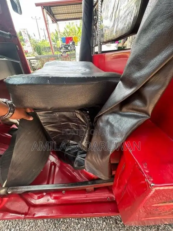 Bajaj Re 2011 Three Wheel (Used)