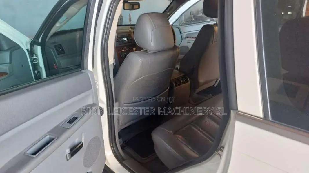 Jeep Grand Cherokee Limited Quadra-Drive 2006 SUV (Used)