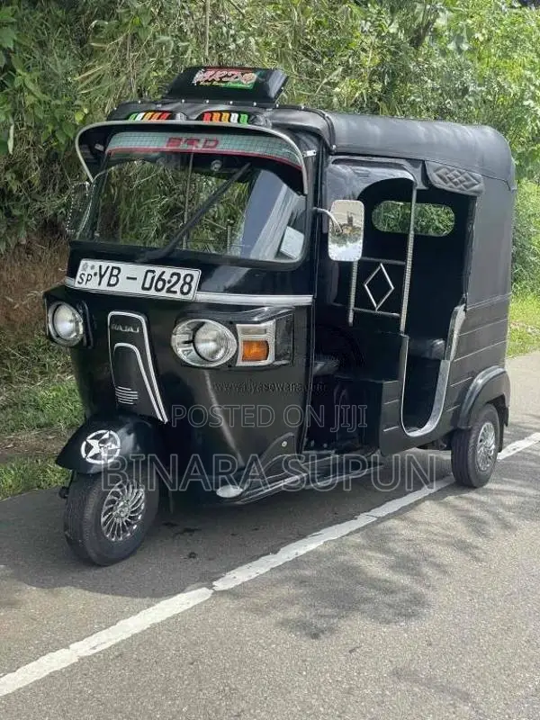 Bajaj 4 Stroke 2010 Three Wheel (Used)