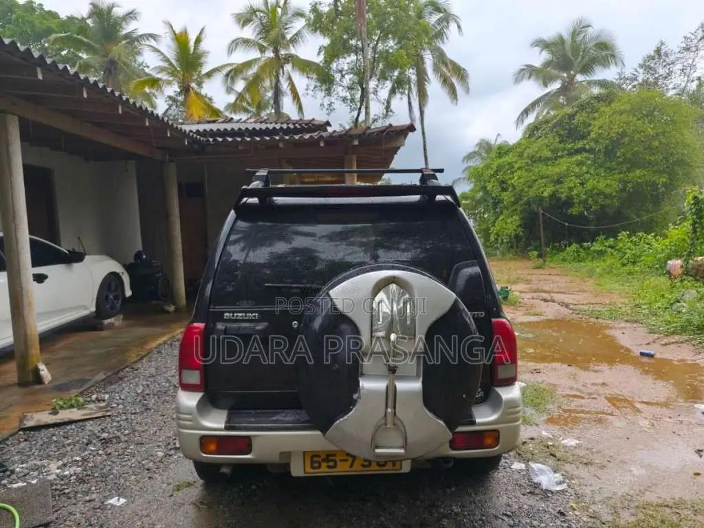 Suzuki Vitara 2000 SUV (Used)
