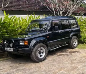 Isuzu Trooper 1987 SUV (Used)