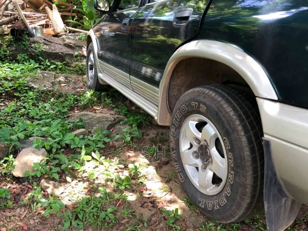Kia Sportage 2000 SUV (Used)
