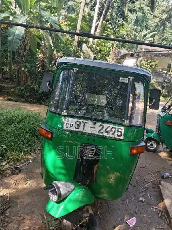 Bajaj Re 2009 Three Wheel (Used)