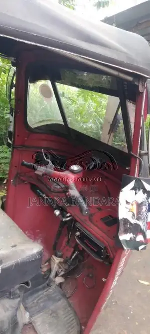 Bajaj RE 2004 Three Wheel (Used)