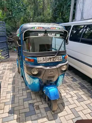Bajaj RE 2015 Three Wheel (Used)