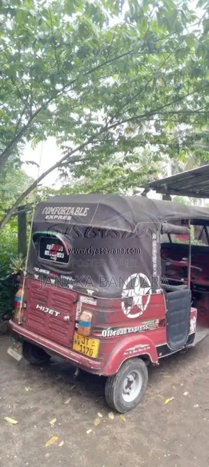 Bajaj RE 2004 Three Wheel (Used)