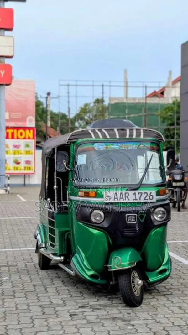 Bajaj RE 2014 Three Wheel (Used)