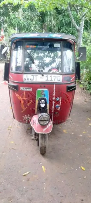 Bajaj RE 2004 Three Wheel (Used)