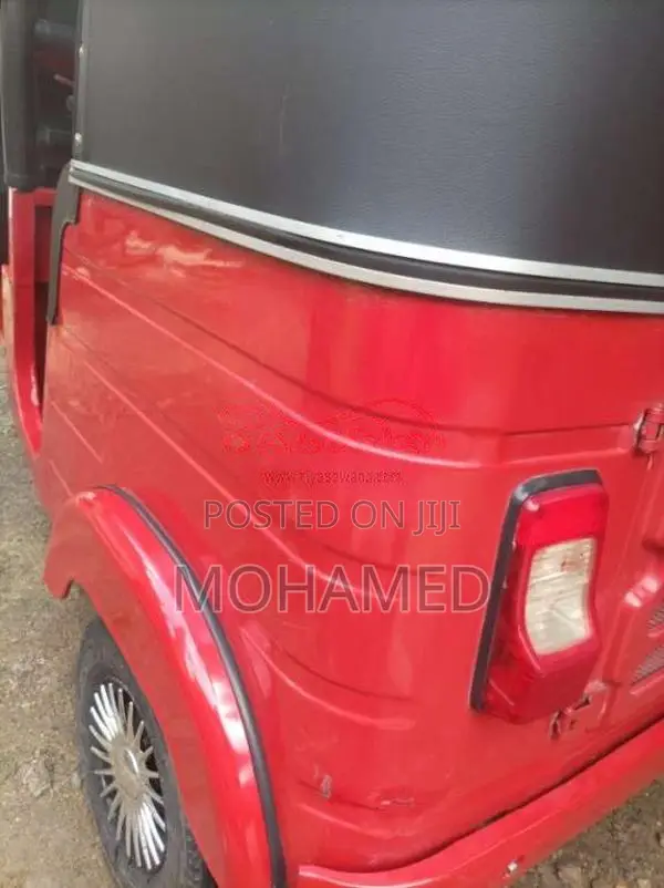Bajaj RE 2017 Three Wheel (Used)