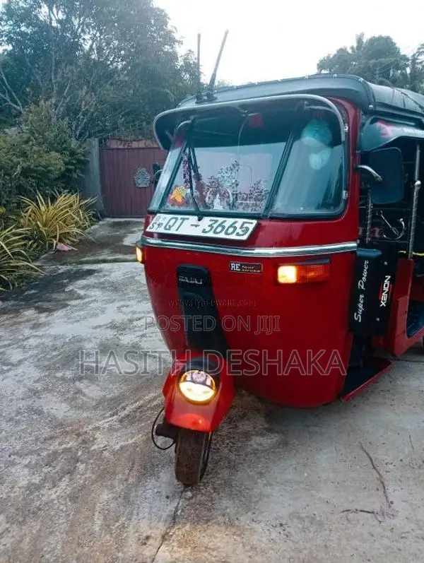 Bajaj RE 2009 Three Wheel (Used)