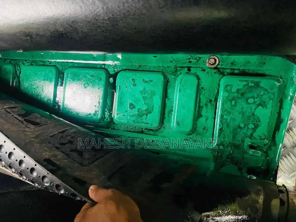 Bajaj RE 205 2011 Three Wheel (Used)