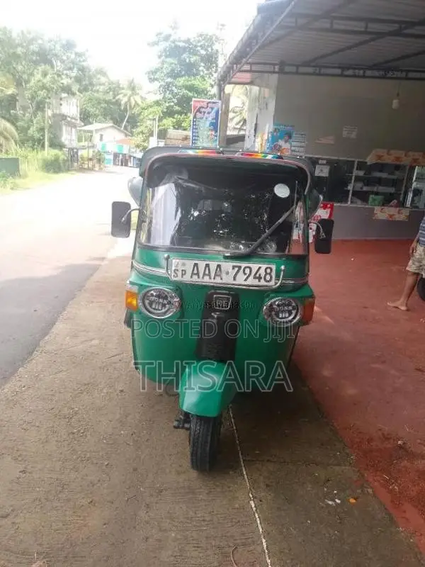 Bajaj 4 stroke 2012 Three Wheel (Used)