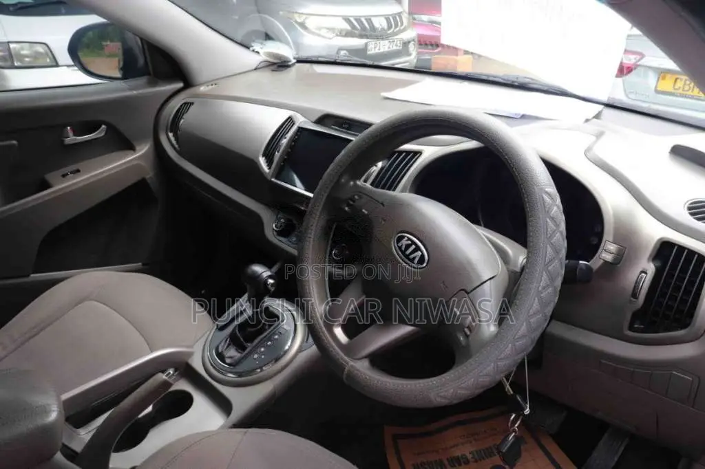 Kia SPORTAGE 2021 SUV (Used)