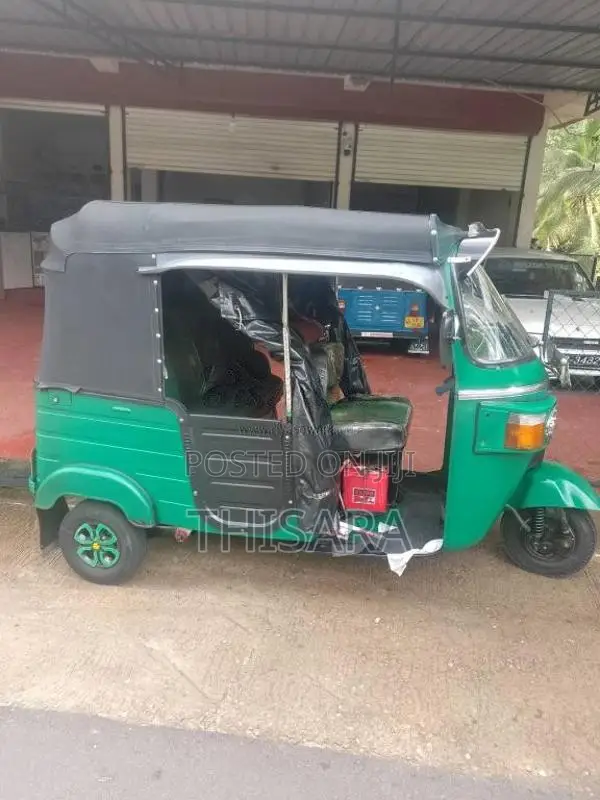 Bajaj 4 stroke 2012 Three Wheel (Used)