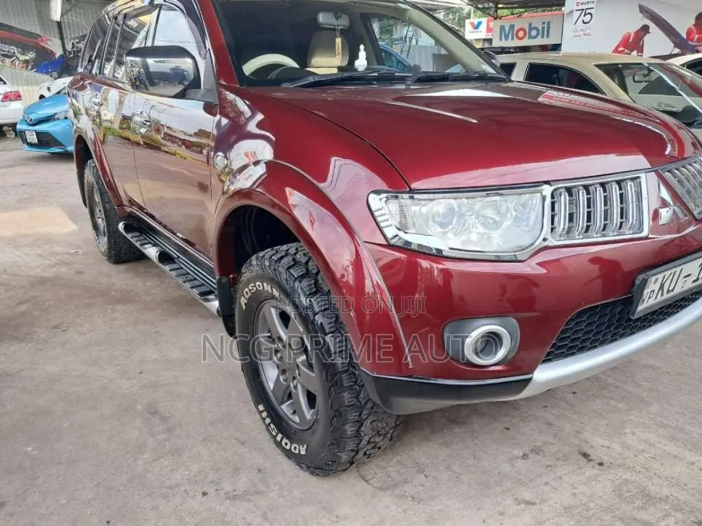 Mitsubishi Montero Sport 2012 SUV (Used)
