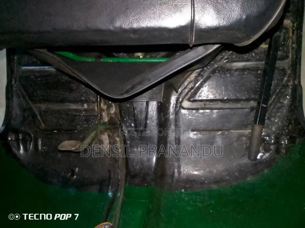 Bajaj RE 1996 Three Wheel (Used)