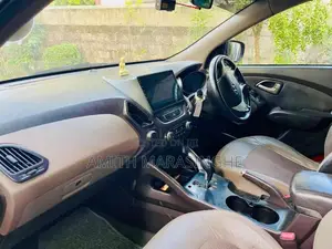 Hyundai Tucson 2011 SUV (Used)
