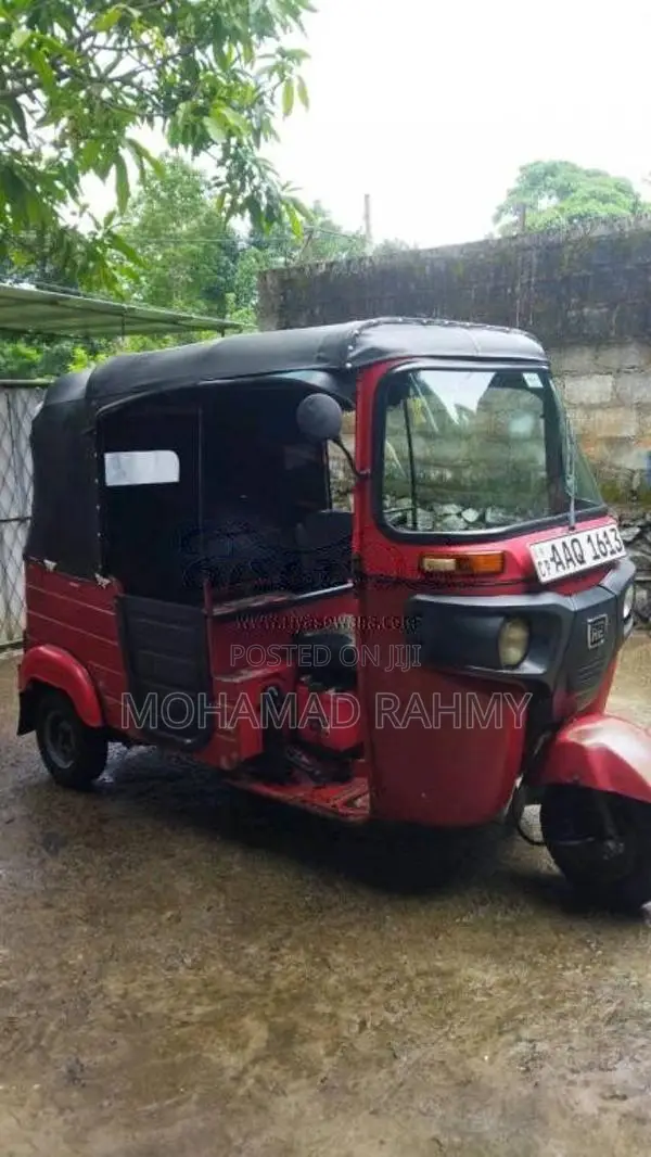 Bajaj RE 2014 Three Wheel (Used)