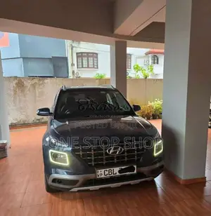 Hyundai Venue 2020 SUV (Used)