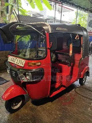 Bajaj RE 2014 Three Wheel (Used)