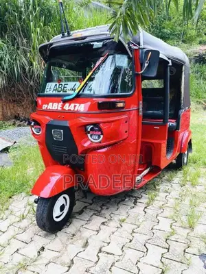 Bajaj RE 2015 Three Wheel (Used)