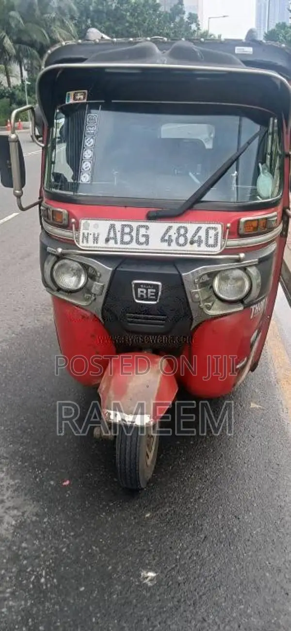 Bajaj RE 2015 Three Wheel (Used)