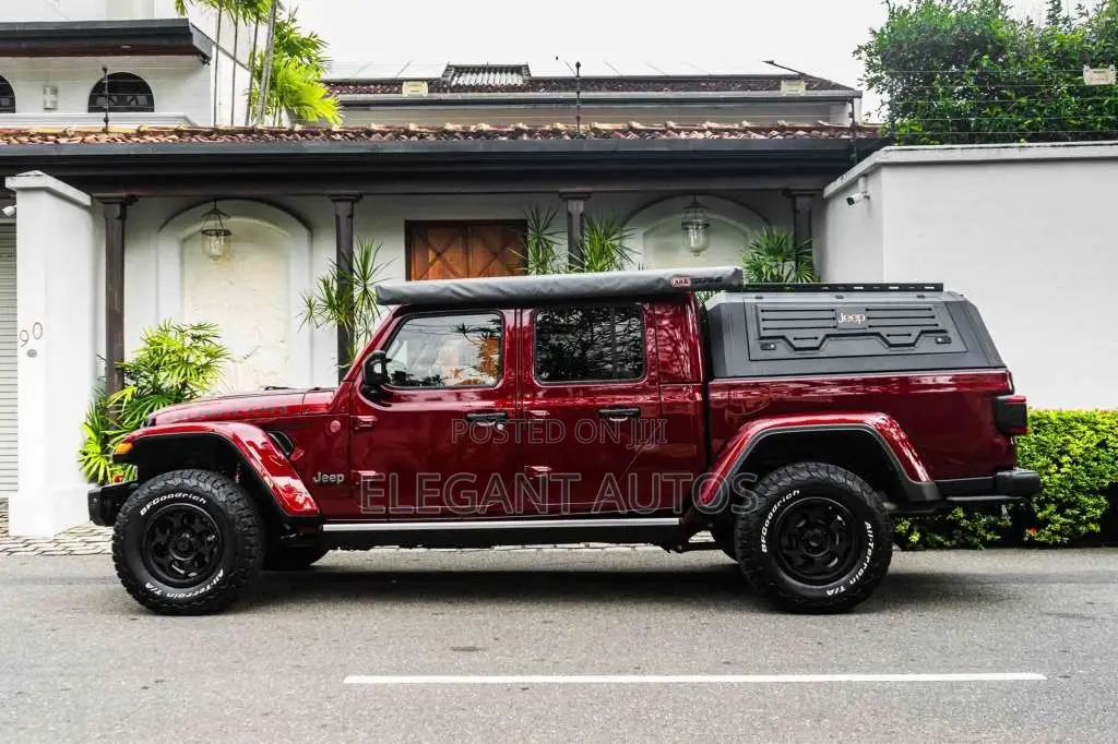 Jeep Wrangler Gladiator 2023 SUV (Used)