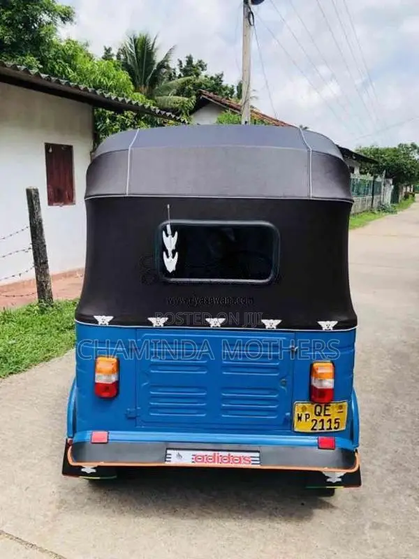 Bajaj RE 2006 Three Wheel (Used)