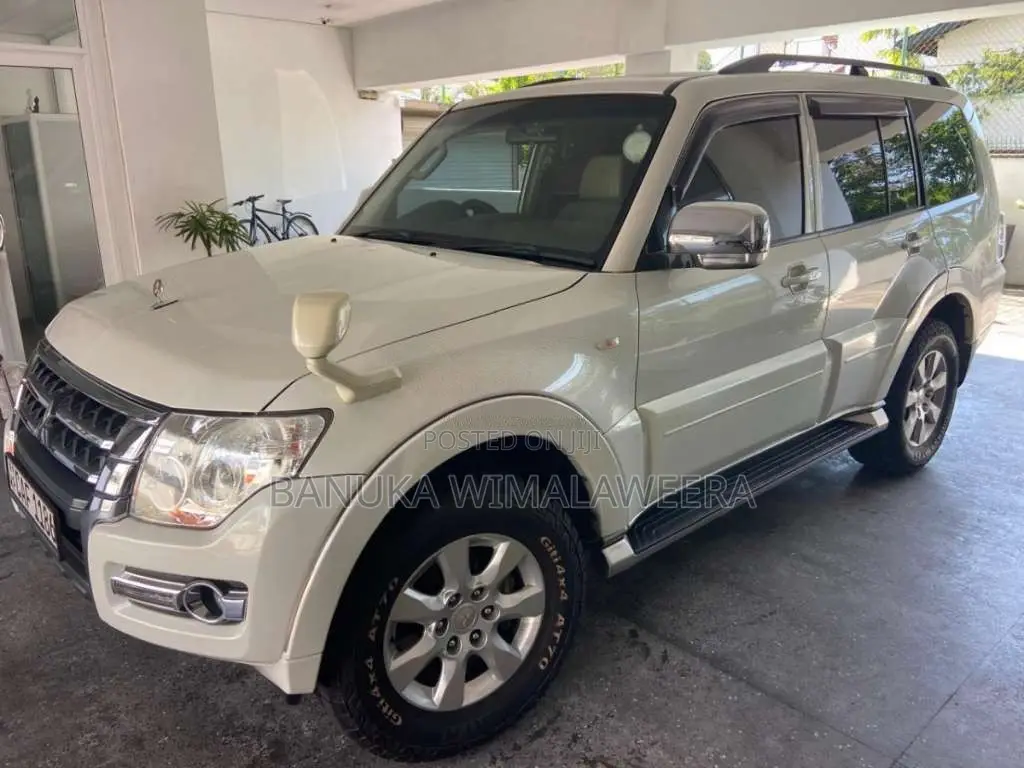 Mitsubishi Montero 2015 SUV (Used)