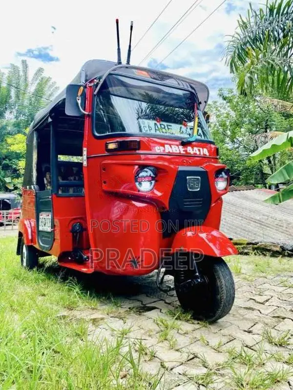 Bajaj RE 2015 Three Wheel (Used)
