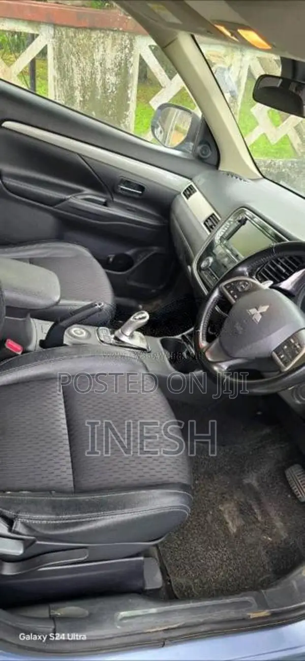 Mitsubishi Outlander 2013 SUV (Used)