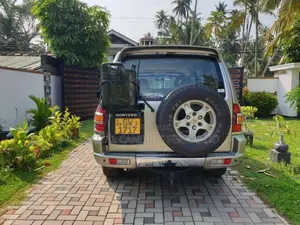 Mitsubishi Montero 2002 SUV (Used)
