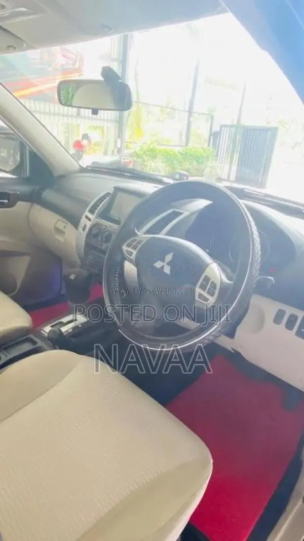 Mitsubishi Montero 2012 SUV (Used)