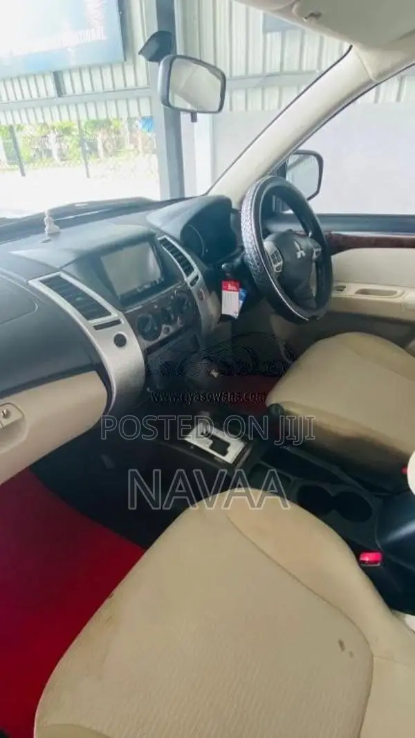 Mitsubishi Montero 2012 SUV (Used)