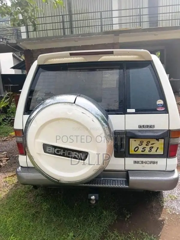 Isuzu Isuzu 1985 SUV (Used)
