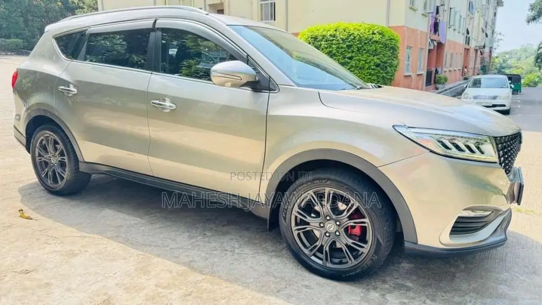 DFSK Glory I-Auto 2022 SUV (Used)