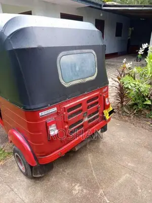 Bajaj RE 2017 Three Wheel (Used)