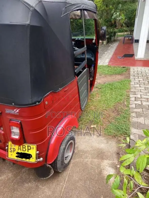 Bajaj RE 2017 Three Wheel (Used)