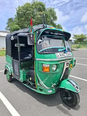 Bajaj 4 Stroke 2013 Three Wheel (Used)