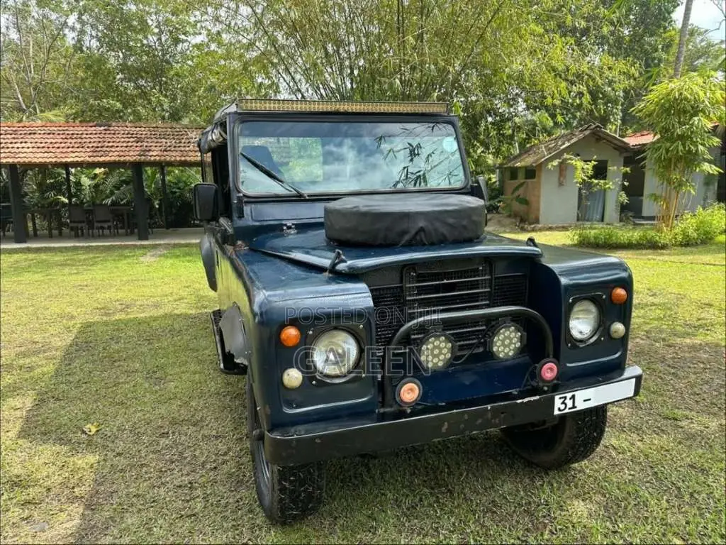 Land-Rover 109 1975 SUV (Used)